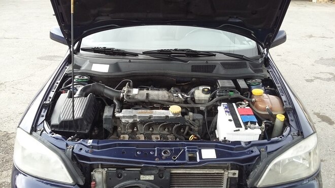 Opel Astra 2000, 300,000 km - 1.6 l - Sumqayıt