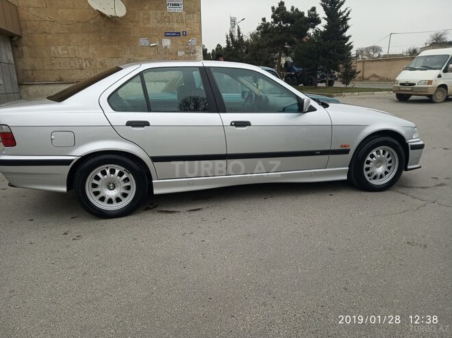 BMW 320 1998, 246,000 km - 2.0 l - Bakı