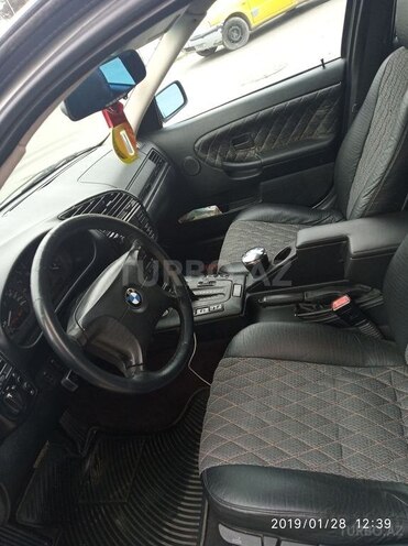BMW 320 1998, 246,000 km - 2.0 l - Bakı