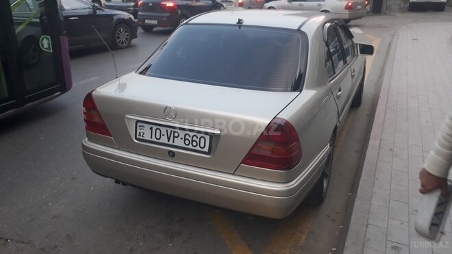 Mercedes C 220 1995, 550,000 km - 2.2 l - Bakı