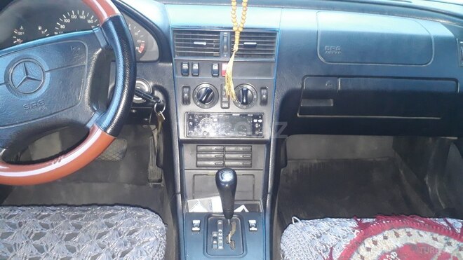 Mercedes C 220 1995, 550,000 km - 2.2 l - Bakı