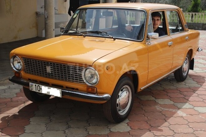 LADA (VAZ) 2107 1984, 28,000 km - 1.6 л - Bakı