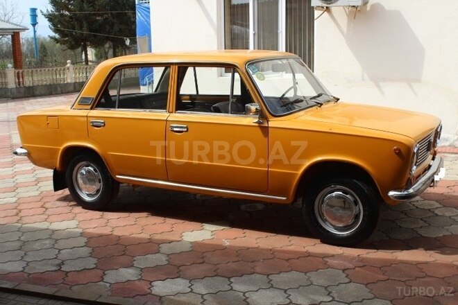 LADA (VAZ) 2107 1984, 28,000 km - 1.6 л - Bakı