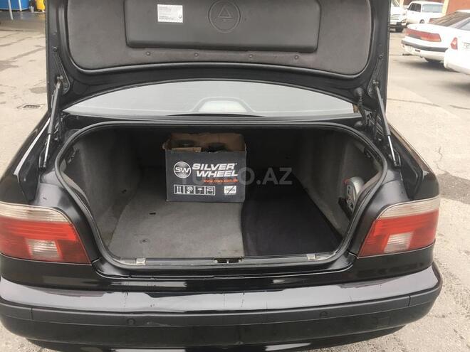 BMW 528 1997, 326,000 km - 2.8 l - Bakı