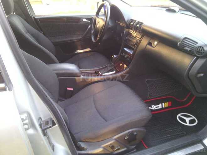 Mercedes C 200 2000, 1,833,472 km - 0.2 л - Ucar
