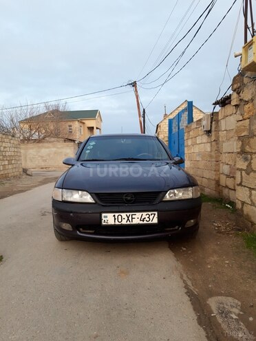 Opel Vectra 1996, 250,000 km - 2.5 l - Sumqayıt