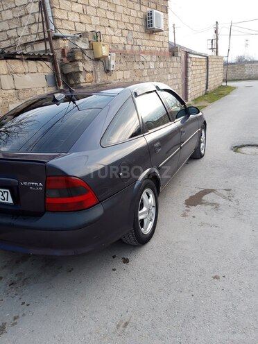 Opel Vectra 1996, 250,000 km - 2.5 l - Sumqayıt