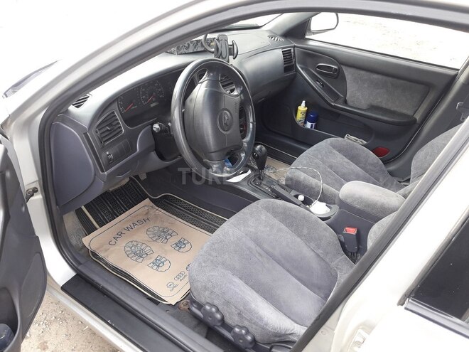 Hyundai Elantra 2001, 150,000 km - 2.0 l - Gəncə