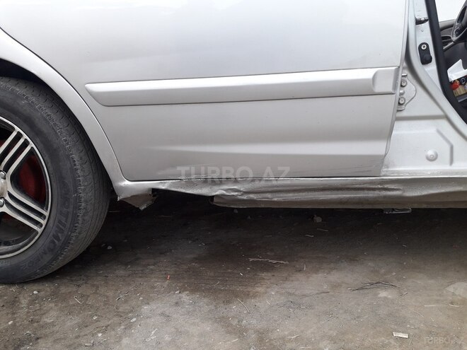 Hyundai Elantra 2001, 150,000 km - 2.0 l - Gəncə