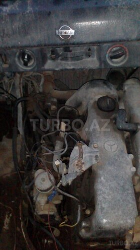 Mercedes 208 D 1992, 355,500 km - 2.2 л - Bakı