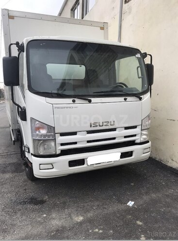 Isuzu  2011, 80,000 km - 4.6 l - Sumqayıt