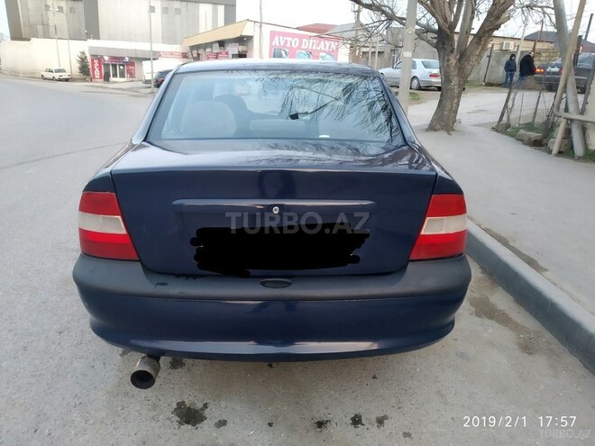 Opel Vectra 1996, 197,000 km - 1.8 л - Bakı