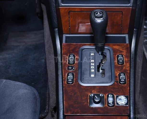 Mercedes C 220 1996, 119,000 km - 2.2 л - Bakı