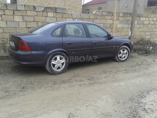 Opel Vectra 1997, 450,000 km - 1.8 l - Bakı