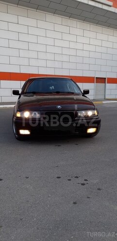 BMW 318 1994, 400,000 km - 1.8 l - Bakı