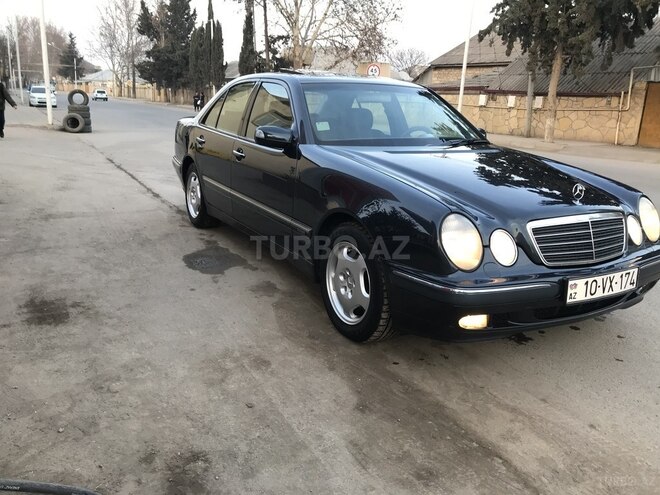 Mercedes E 280 2000, 321,000 km - 2.8 l - Bakı
