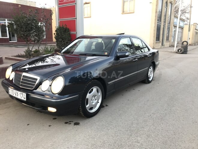 Mercedes E 280 2000, 321,000 km - 2.8 l - Bakı