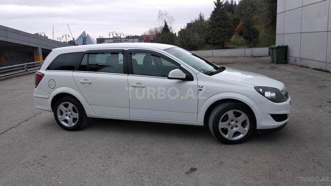 Opel Astra 2010, 165,000 km - 1.7 l - Bakı