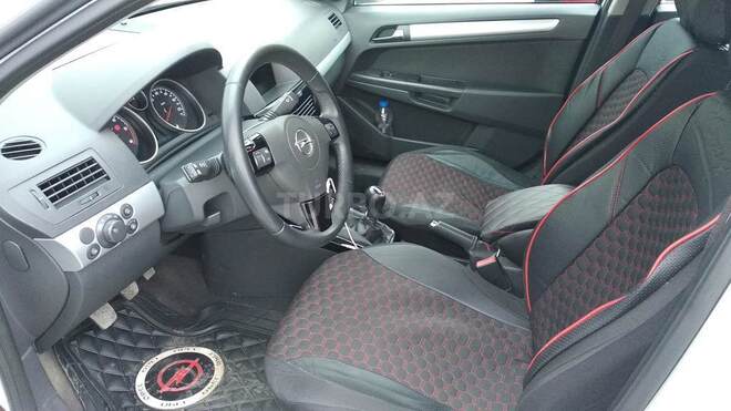 Opel Astra 2010, 165,000 km - 1.7 l - Bakı