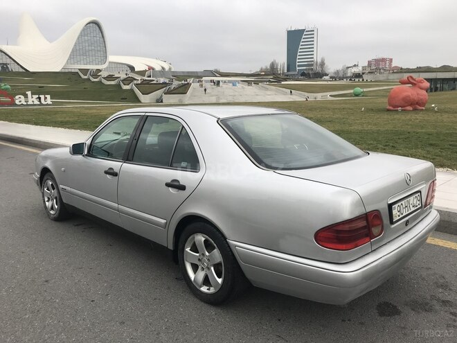 Mercedes E 200 1996, 324,676 km - 2.0 l - Bakı
