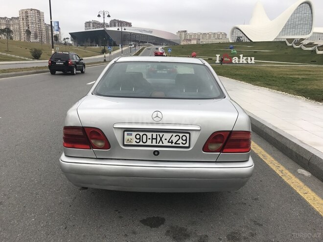 Mercedes E 200 1996, 324,676 km - 2.0 l - Bakı