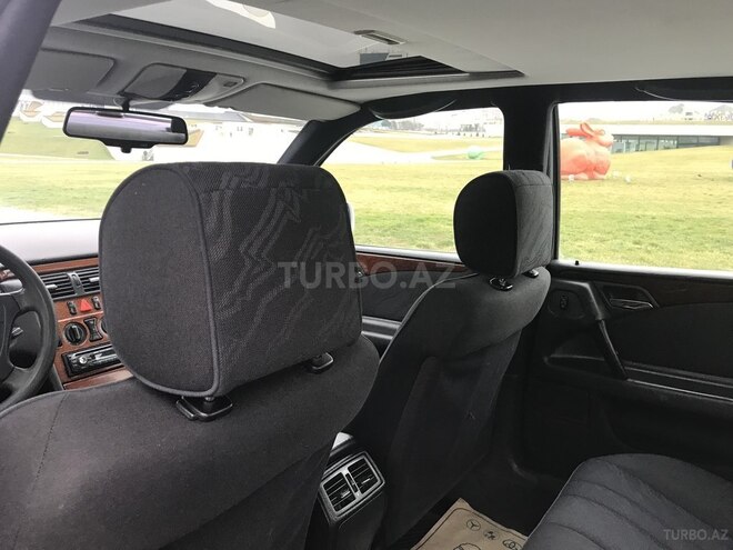 Mercedes E 200 1996, 324,676 km - 2.0 l - Bakı