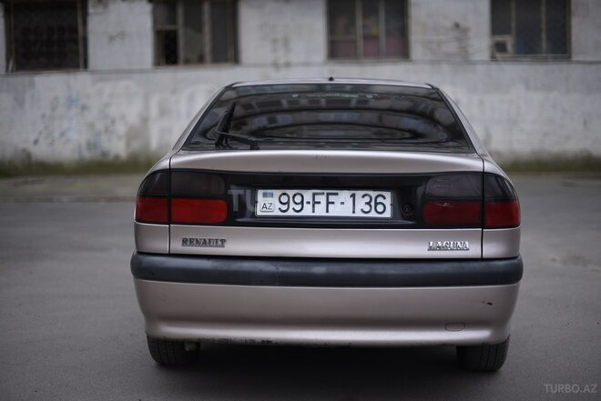 Renault Laguna 1994, 256,000 km - 2.0 l - Bakı