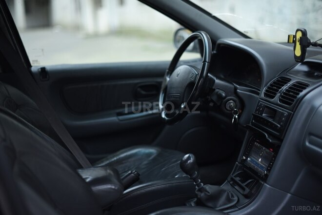 Renault Laguna 1994, 256,000 km - 2.0 l - Bakı