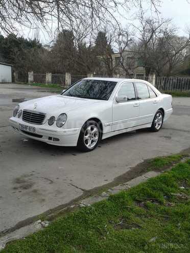 Mercedes E 240 1999, 246,291 km - 2.4 l - Bakı