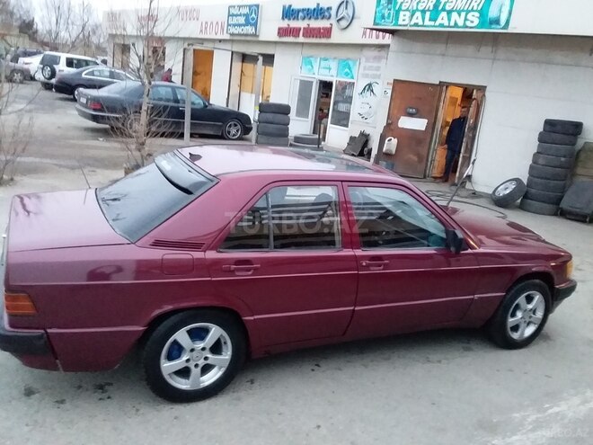 Mercedes 190 1991, 250,000 km - 2.0 l - Sumqayıt