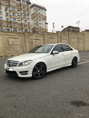 Mercedes C 300 2012, 119,000 km - 3.0 l - Bakı
