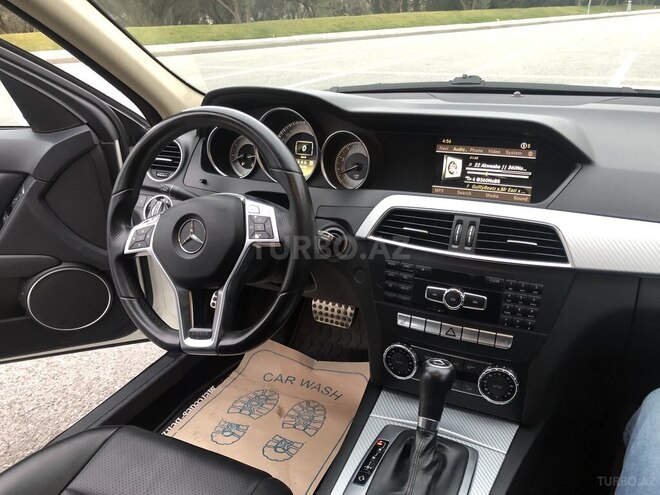 Mercedes C 300 2012, 119,000 km - 3.0 l - Bakı