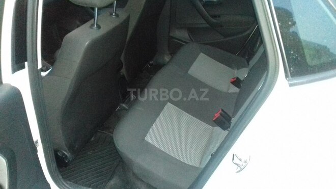 Volkswagen Polo 2012, 57,000 km - 1.4 l - Bakı