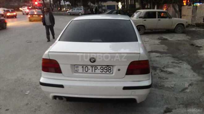 BMW 528 1998, 298,500 km - 2.8 l - Bakı
