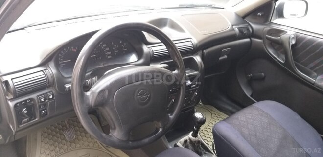 Opel Astra 1996, 300,237 km - 1.6 l - Bakı