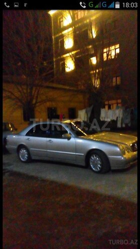Mercedes E 240 2001, 198,785 km - 2.4 л - Goranboy