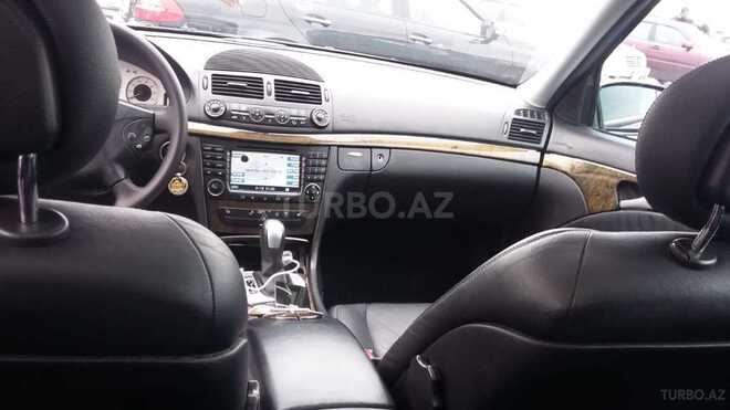 Mercedes E 240 2003, 274,000 km - 2.6 l - Bakı