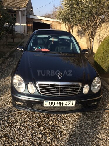 Mercedes E 240 2003, 274,000 km - 2.6 l - Bakı