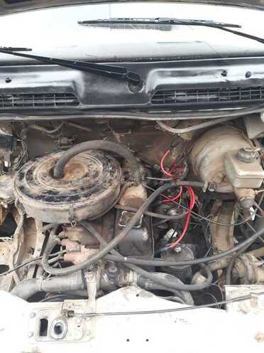 GAZ 2705-757 1999, 200,000 km - 0.3 л - Göygöl