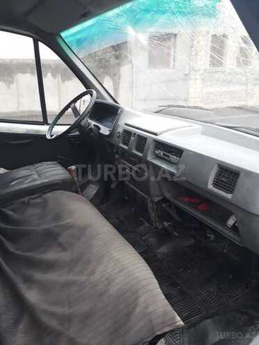 GAZ 2705-757 1999, 200,000 km - 0.3 л - Göygöl