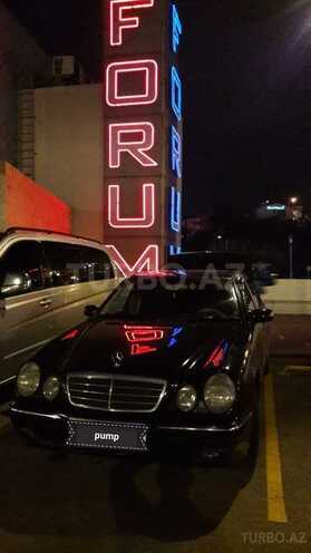 Mercedes E 220 2002, 289,000 km - 2.2 l - Bakı