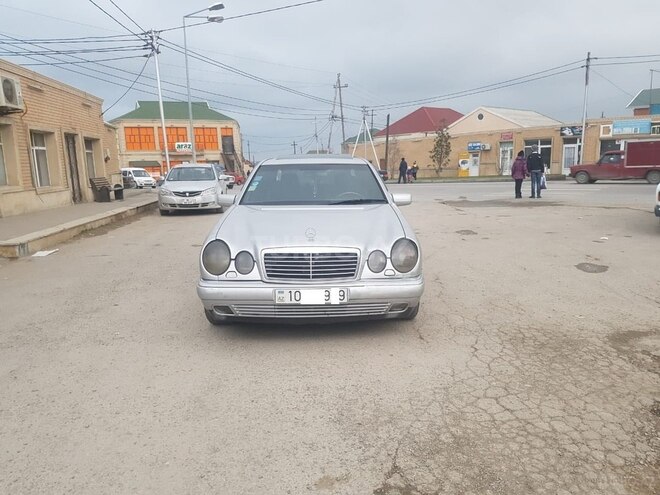 Mercedes E 300 1998, 321,000 km - 3.0 l - Bakı