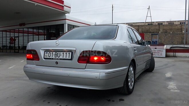 Mercedes E 270 2000, 425,184 km - 2.7 л - Bakı