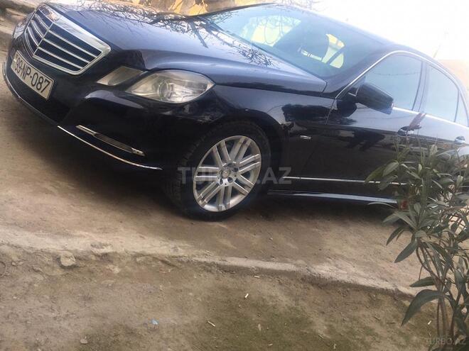 Mercedes E 220 2010, 25,000 km - 2.2 л - Bakı