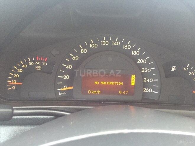 Mercedes C 200 2001, 300,000 km - 2.0 l - Bakı