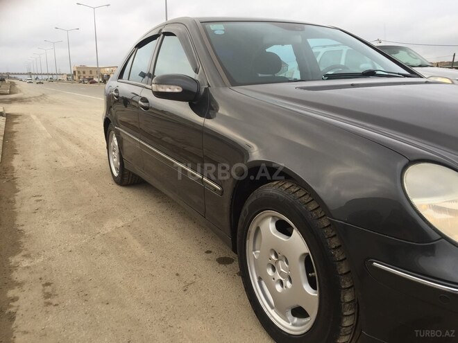 Mercedes C 200 2001, 300,000 km - 2.0 l - Bakı