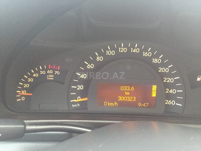 Mercedes C 200 2001, 300,000 km - 2.0 l - Bakı