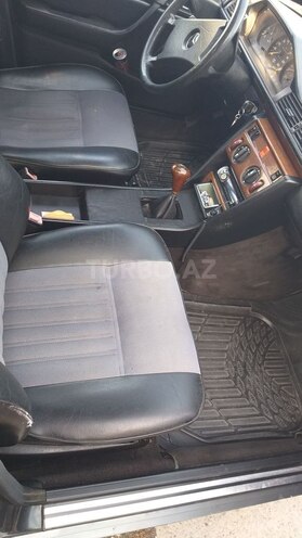 Mercedes E 230 1990, 320,975 km - 0.2 l - Bakı