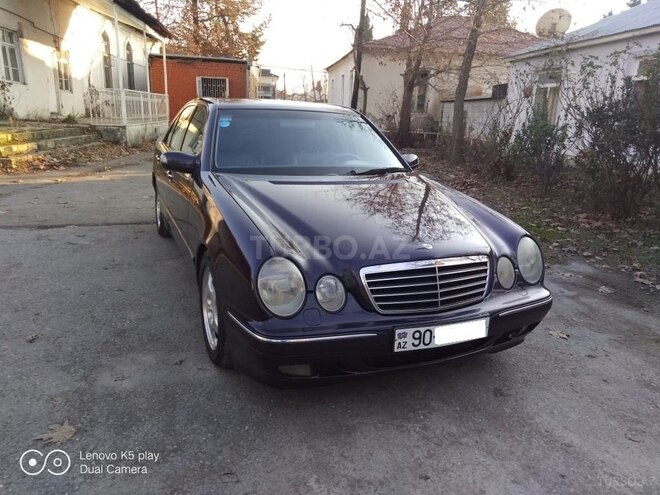 Mercedes E 240 2000, 354,000 km - 2.4 l - Balakən