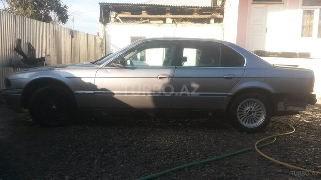 BMW 725 1998, 350,000 km - 2.5 l - Şəmkir